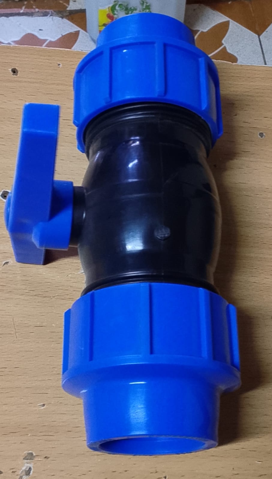 HDPE BALL CORK 11/2